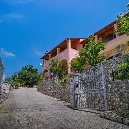 Elena House - Family Corfiot Country * Agios Georgios (Corfu)