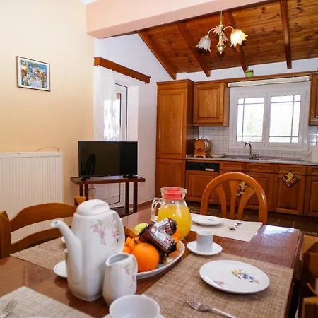 Apartment Elena House - Family Corfiot Country Agios Georgios (Corfu)