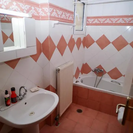 Elena House - Family Corfiot Country Agios Georgios (Corfu)