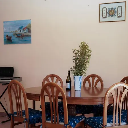 Elena House - Family Corfiot Country Apartment *