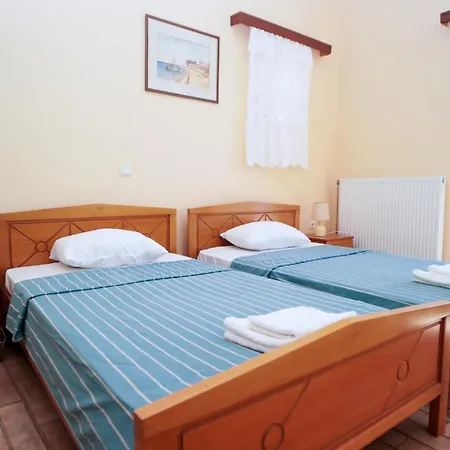 Elena House - Family Corfiot Country Agios Georgios (Corfu)