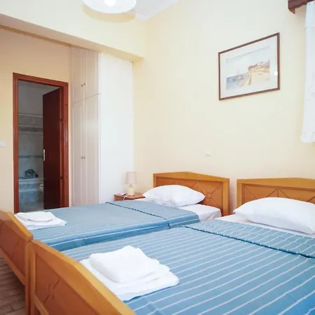 Elena House - Family Corfiot Country Agios Georgios (Corfu)