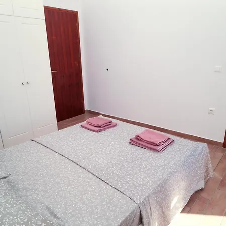 Elena House - Family Corfiot Country Apartment *