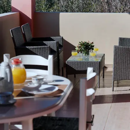 Elena House - Family Corfiot Country Agios Georgios (Corfu)